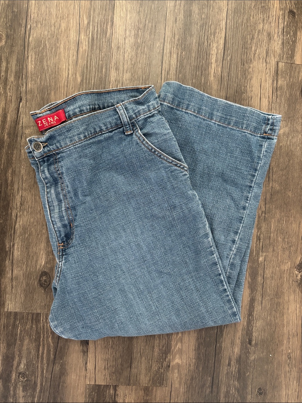Vintage Zena Jeans Capri Pants Women's Size 16 Medium Wash Cuffed Denim Capris